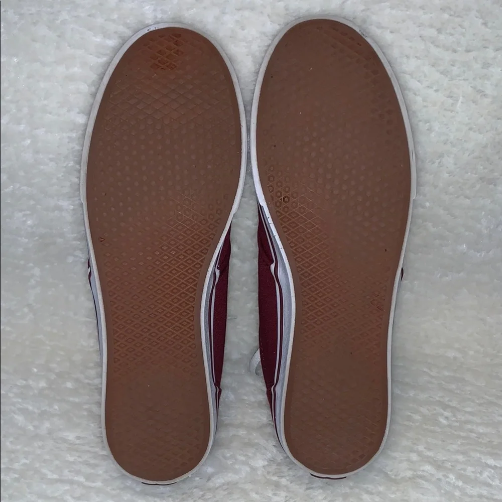 Vans Burgundy Sneakers - Picture 3 of 7